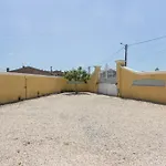 Casinha Saragoca E Vergueiro 度假居 *