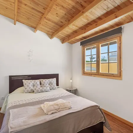 Holiday home Casinha Saragoca E Vergueiro *