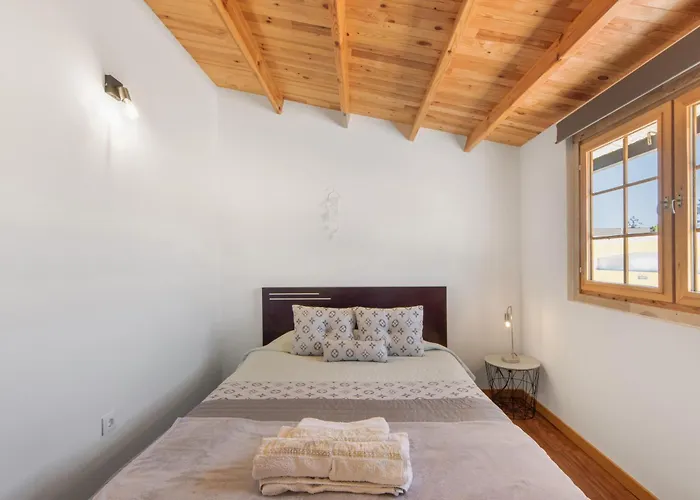 Dom wakacyjny Casinha Saragoca E Vergueiro